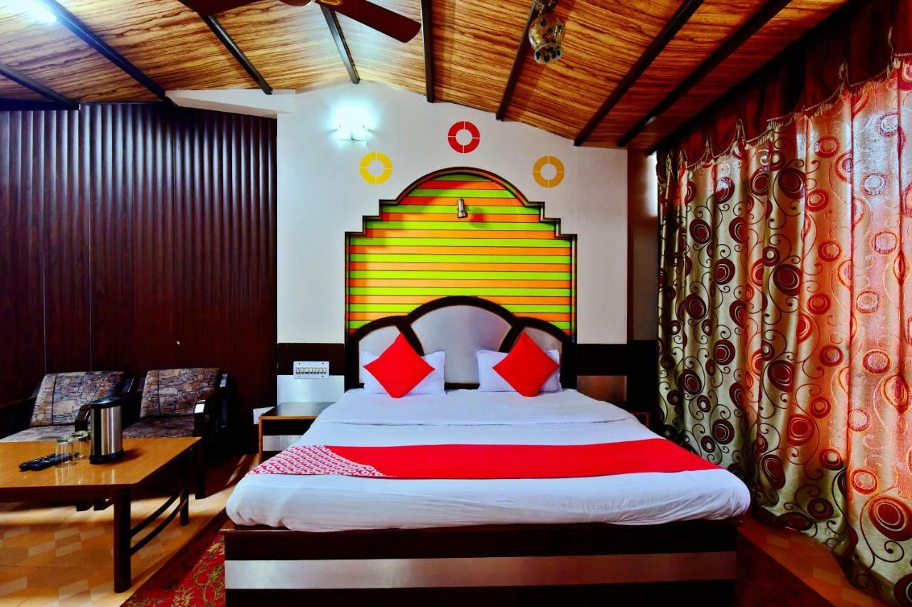 Oyo 26909 Hotel Paras Манди Экстерьер фото